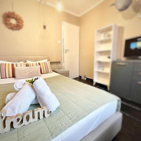 Private Place To Stay Self Check In-Nonstop- Netflix-Wifi レシツァ エクステリア 写真