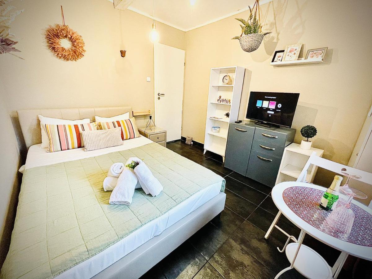 Private Place To Stay Self Check In-Nonstop- Netflix-Wifi レシツァ エクステリア 写真