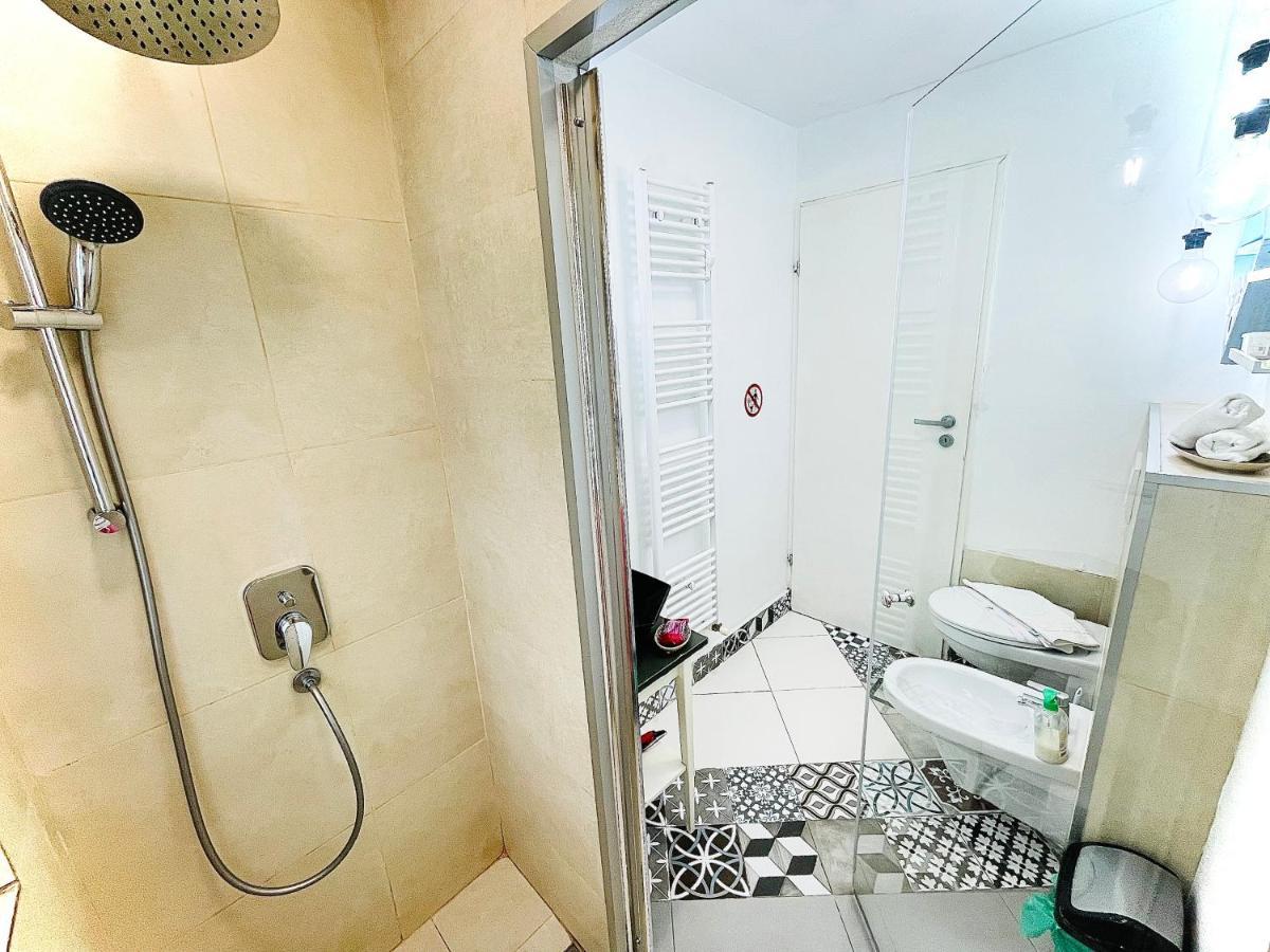 Private Place To Stay Self Check In-Nonstop- Netflix-Wifi レシツァ エクステリア 写真